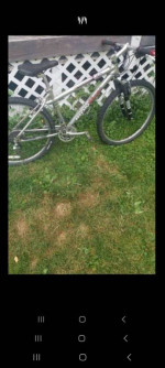 Iron Horse ARS 2.0 24 spd 16 inch frame With Rockshox