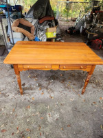 Solid wood dinning table