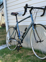 22 inch road bike suitable for a tall rider