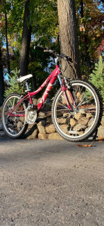 24” Columbia Anzer Peak 21 Speed Mountain Bike Bicycle Excellent MINT