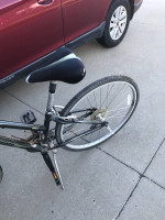Woman’s 700c schwinn Voyageur hybrid bike