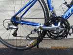 GIANT OCR 2; 4'11" to 5'3"; blue; double braking; STI; PMC; triathlon