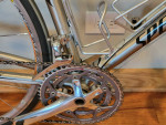 Specialized Roubaix Road Bike 3x10 drivetrain Shimano 105