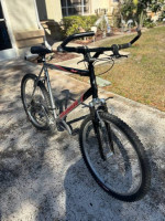 Specialized Hardrock Sport Mountain Bike in Excellent Condition
