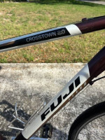 Fuji Crosstown 20 Hybrid Bike in Excellent Condition.