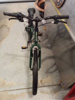 24" GIANT XTC 7 SPEED MOUNTAIN BIKE IN PRISTINE CONDITION