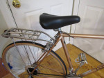 UNIVEGA Nuovo Sport; 5'4" to 5'7"; like new; rack; gold color