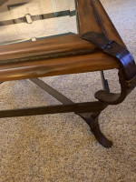 BEAUTIFUL GLASS COFFEE TABLE