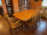 Dining Room Table + 6 Chairs