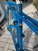 MOMENTUM STREET BIKE
