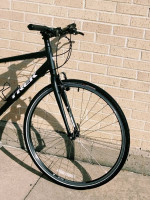 Trek FX 2 24SPD HYBRID SHIMANO GRAVEL BONTRAGER LIKE NEW