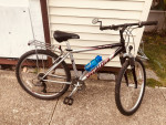 26 IN MENS SPECIALIZED HARDROCK 24 SP