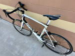 Lightweight Carbon fiber 700c GIANT Road bike