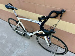 Lightweight Carbon fiber 700c GIANT Road bike