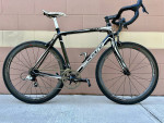 Super lightweight Carbon Fiber 700c SCOTT road bike