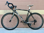 Super lightweight Carbon Fiber 700c SCOTT road bike