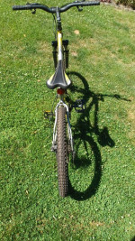 Mongoose Status Mountain Bike