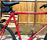 BICYCLE SCHWINN HIGHPLAINS 26"MEN'S MOUNTAIN BIKE IN EXCELLENT COND.