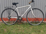 ((( Specialized SIRRUS Hybrid/Comfort Bicycle)))