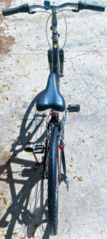 BICYCLE GIANT CYPRESS 700C MEN'S HYBRID/COMFORT BIKE VERY GOOD+ COND.