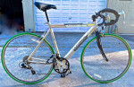 BICYCLE SCHWINN VARSITY MEN'S ROAD BIKE - (VERY GOOD COND)