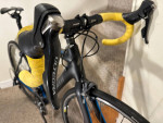 Like new Specilaized Roubaix Expert Carbon road bike