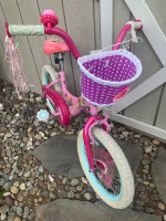 Girls Disney princess Bike, 16 inch bicycle like new condition