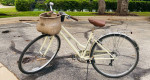 Schwinn Women's 700c/28" Hybrid Bike in Cream