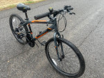 Big Kid / small adult Mountain Bike - Huffy Granite