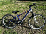 Performance Holeshot 24" Kid's Bike - Front Suspension