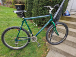Tall guys ..5"11-6"4 . lightweight  RALEIGH   BIKE ..CHECK OUT