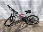 Men's Huffy brand 26" mountain bike