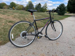 Specialized Hybrid Bike- New Seat, 700c Wheels, 21 Speeds