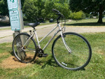 Women’s Giant Hybrid Bike: New Tires, Well Built!