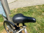 Women’s Giant Hybrid Bike: New Tires, Well Built!