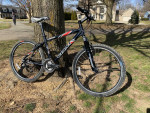 Giant Hybrid/Mountain Bike: Light Aluminum Frame, Suspension, 24 Speed