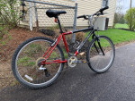 Jamis Hybrid Bike W/ 21 Speed Shimano Shifting