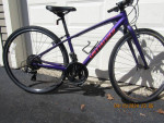 SPECIALIZED Sirrus; 4'11" to 5'3"; hybrid; like new