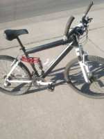 26" Genesis Dual Suspension w/ front disc brake - No issues