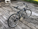 Trek 700 Multitrack Hybrid bike 18” 21-speed