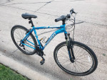 Schwinn Adult Men's Lightweight Aluminum 21-speed 28-inch Wheels Hybri