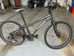 BOY Kid Bike Trek Precalibur 24" BLACK
