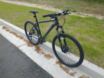 Cannondale Catalyst 27.5 Mountain Bike Size 19 (L) with Disc Brakes