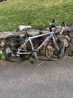 Trek 1.2 WSD Road Bike 700cm Wheel 27 Gears 50cm Frame