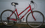 Giant Cypress Hybrid Bicycle - 21-Speed, 700C Wheels