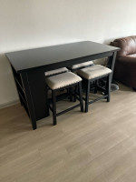 Dinning room Table