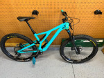2019 Specialized Stumpjumper Comp Alloy 27.5” Size Medium