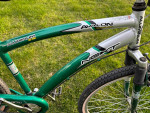 26” Next Avalon 7 speed men’s hybrid road mountain bike