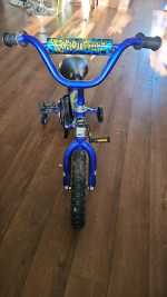 MAGNA KIDS BICYCLE TRAING WHEELS CROCODILE CRUISIN" BOYS BLUE PRE-OWNED