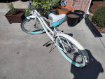 Huffy 26" Cranbrook Women's Beach Cruiser Bike